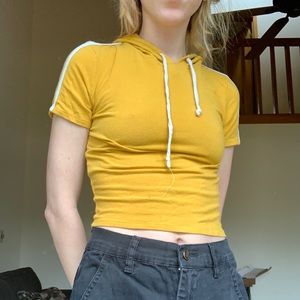 Hoodie crop tee